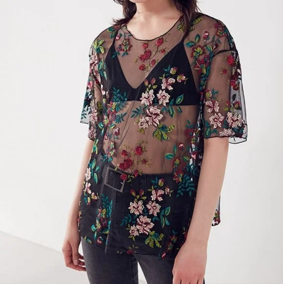 Kimchi Blue Sheer Black Top with Floral Embroidery Size Small - Picture 14 of 14